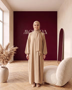 Crinkle-Abaya mit Schal Sand – Vorderansicht